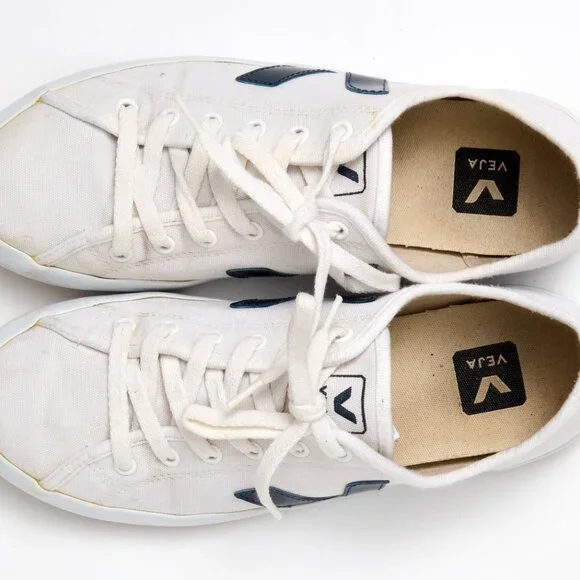 Veja White Canvas Shoe - New - Mens 8 - Picture 3 of 5